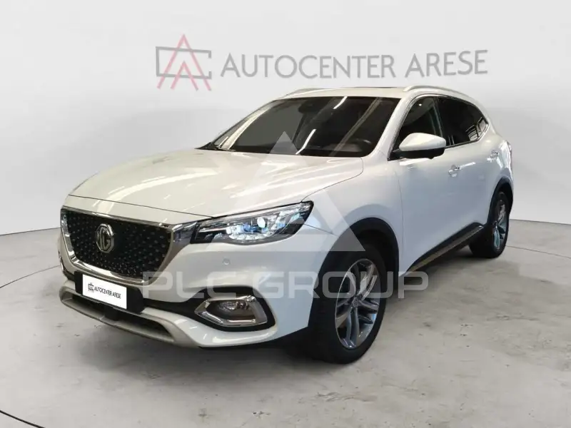 2022 MG HS