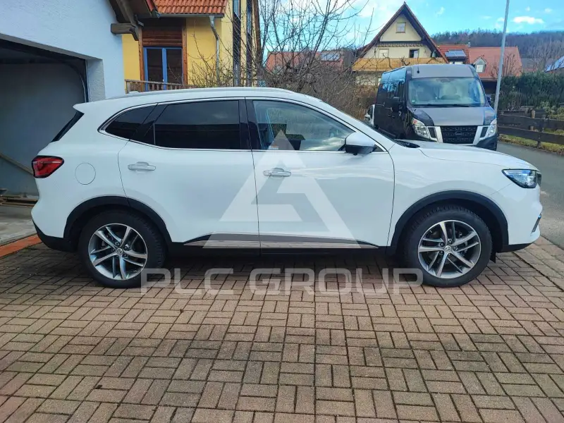 2022 MG HS