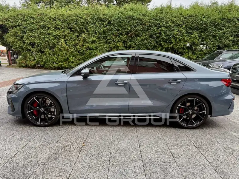 2022 Audi RS3