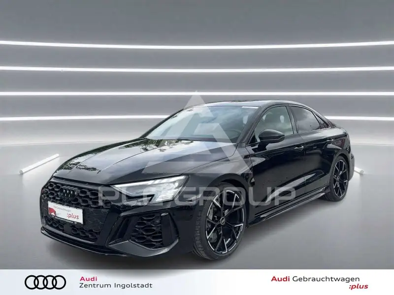 2022 Audi RS3