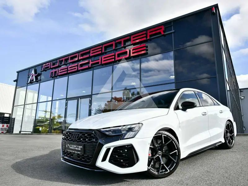 2022 Audi RS3