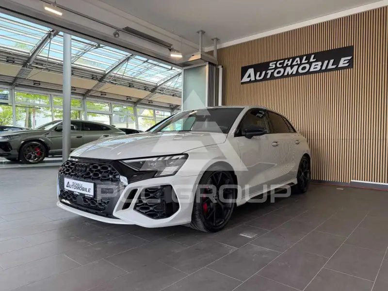 2022 Audi RS3