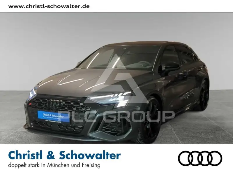 2022 Audi RS3