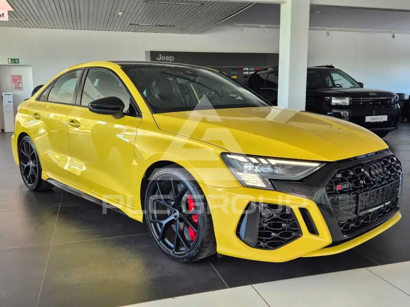 2022 Audi RS3