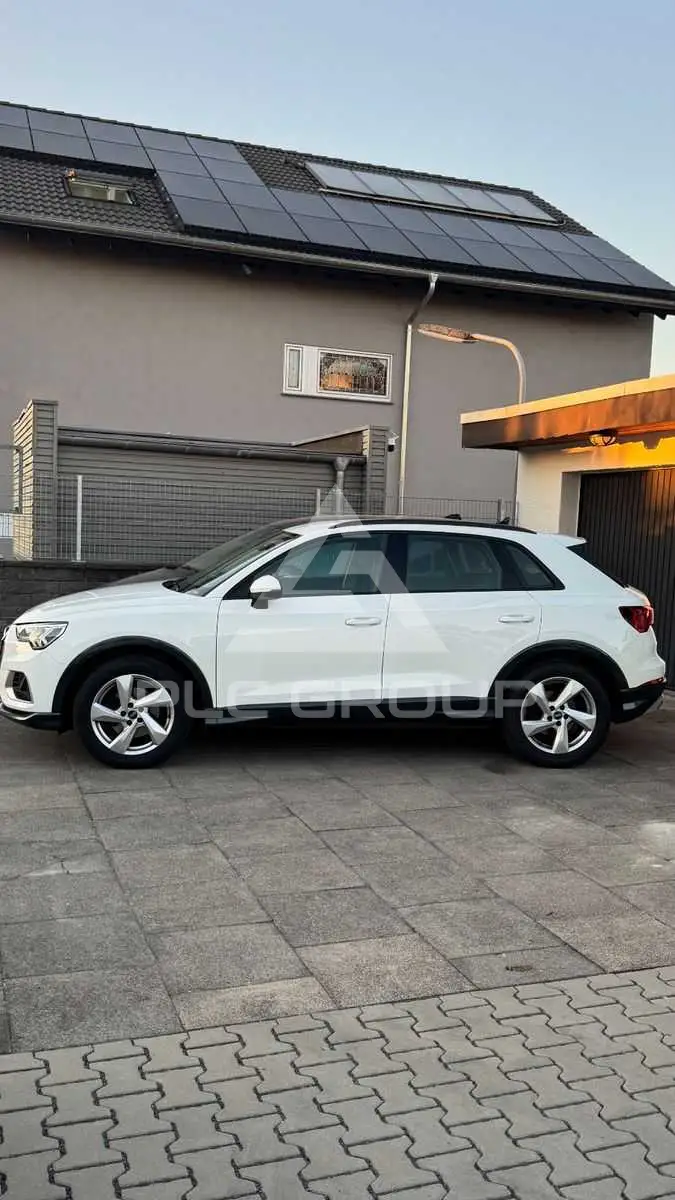 2022 Audi Q3