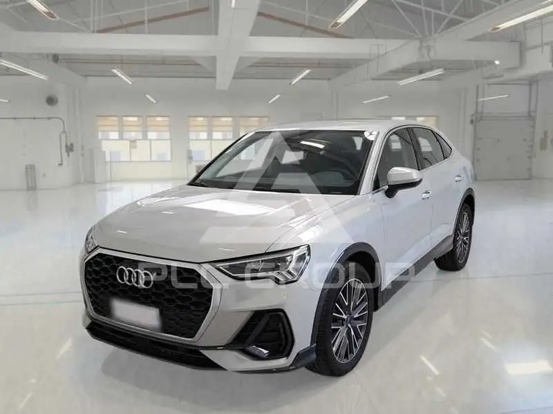 2022 Audi Q3
