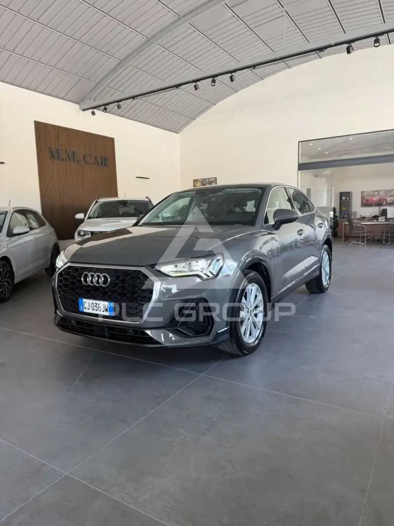 2022 Audi Q3
