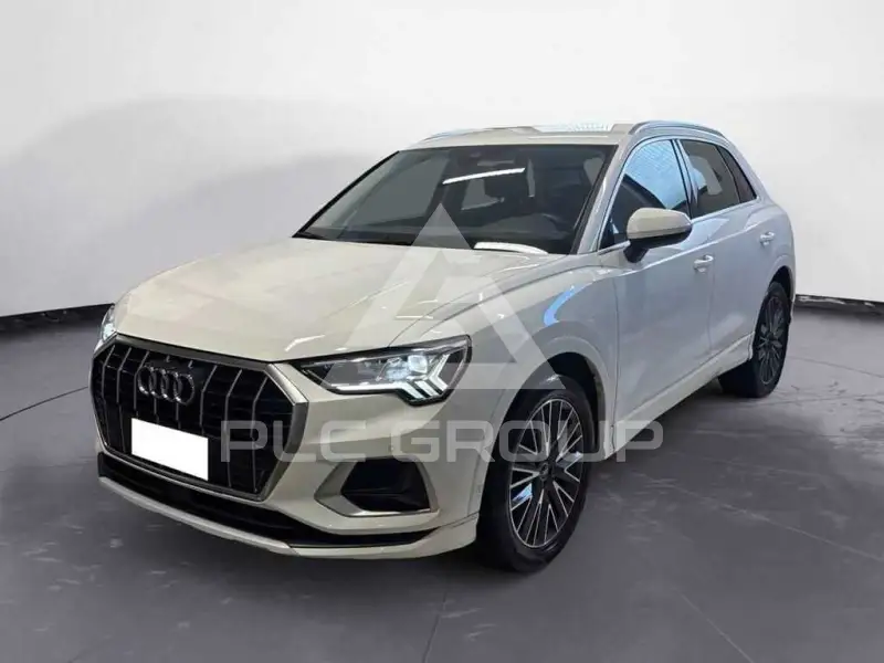 2022 Audi Q3