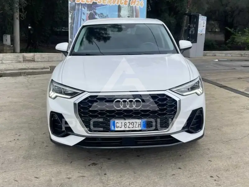 2022 Audi Q3