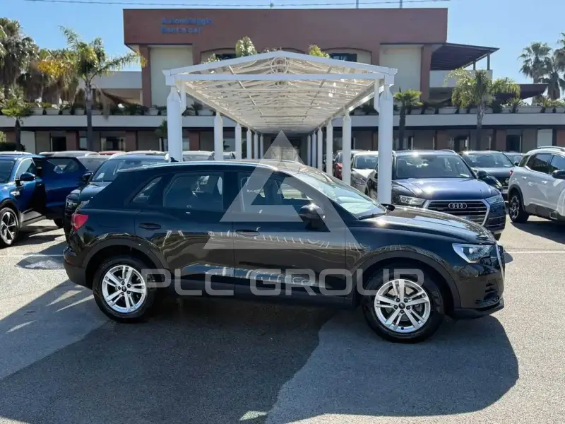 2022 Audi Q3