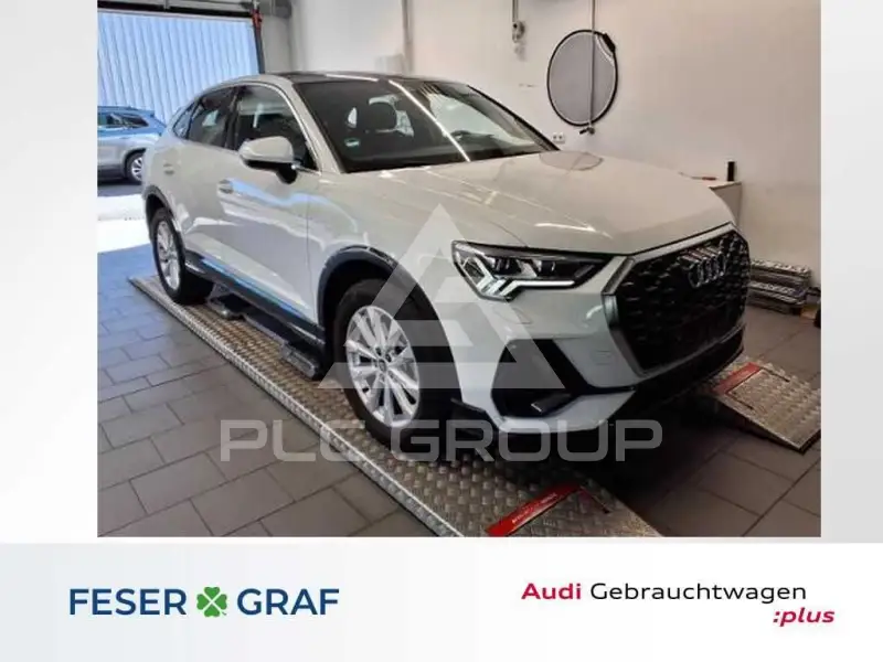 2022 Audi Q3