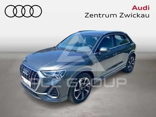 2022 Audi Q3