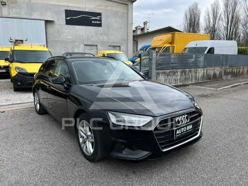 2022 Audi A4