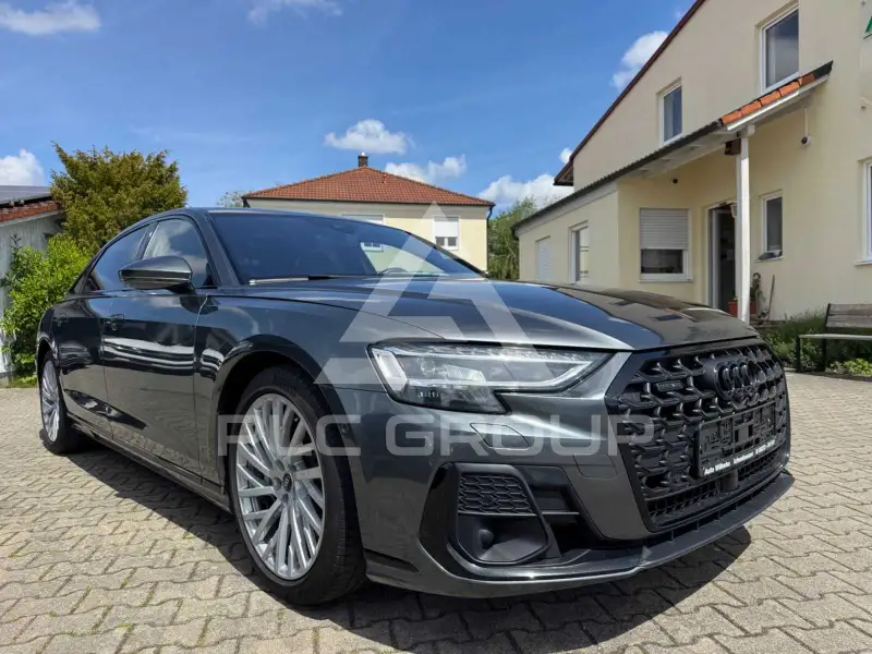 2022 Audi A8
