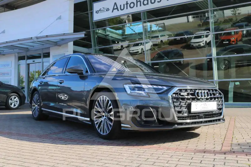2022 Audi A8