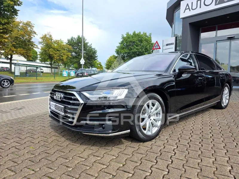 2022 Audi A8
