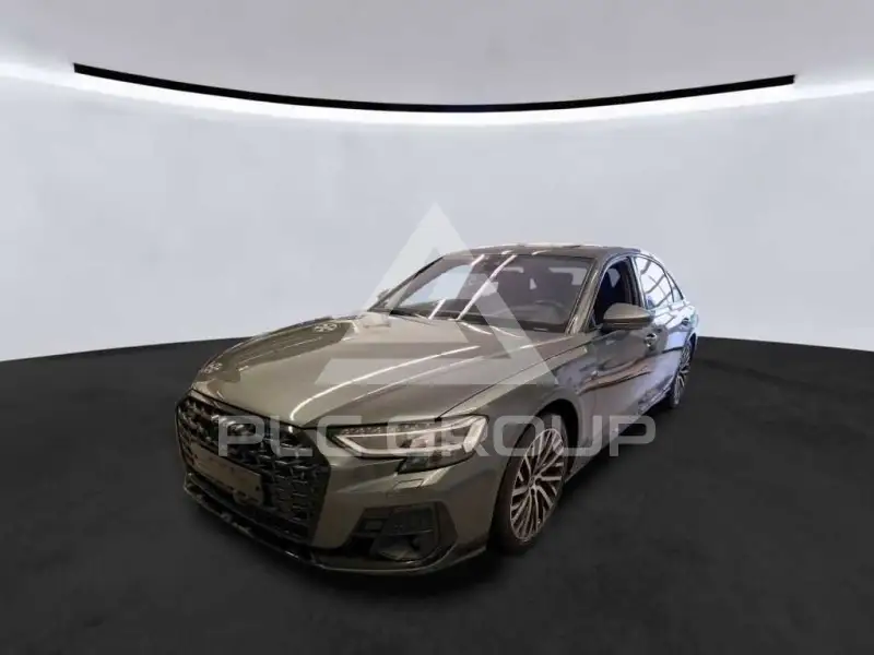 2022 Audi A8