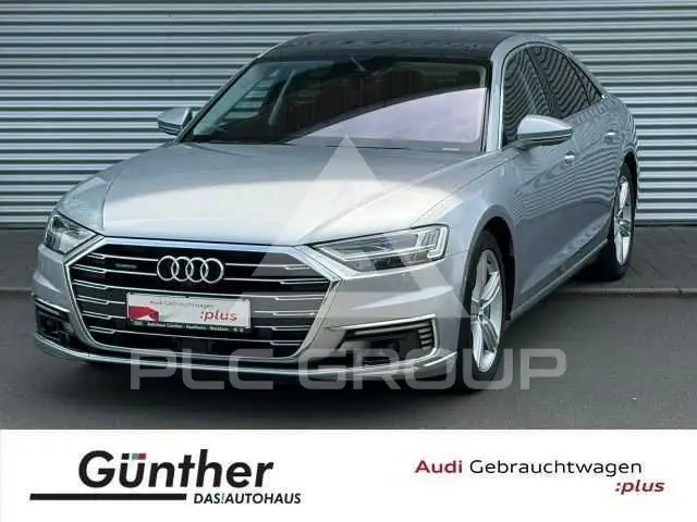 2022 Audi A8
