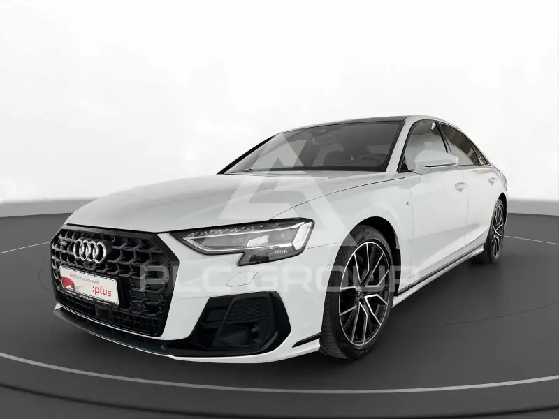 2022 Audi A8