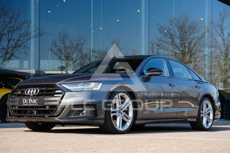 2022 Audi S8