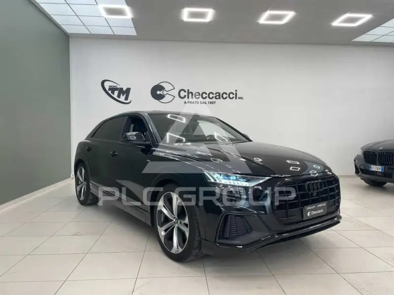 2022 Audi Q8