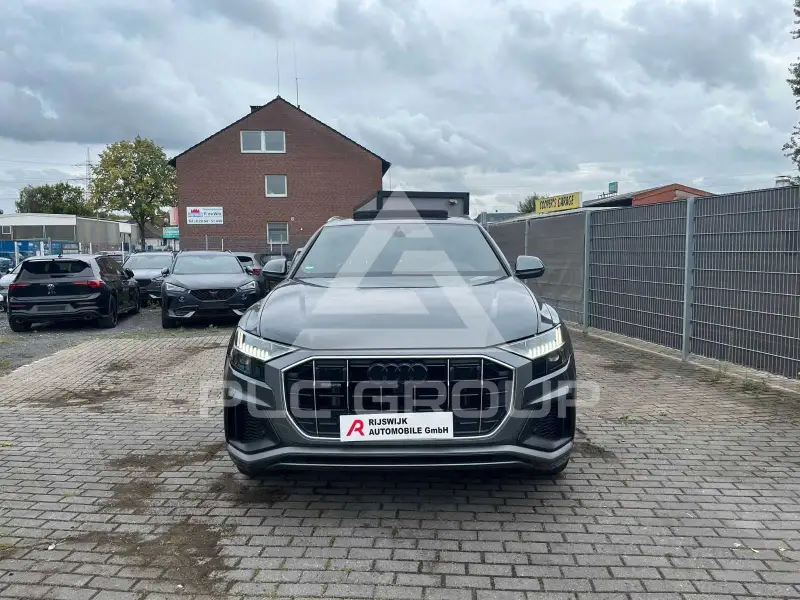 2022 Audi Q8