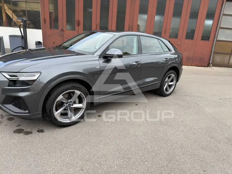 2022 Audi Q8
