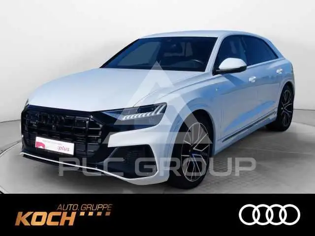 2022 Audi Q8