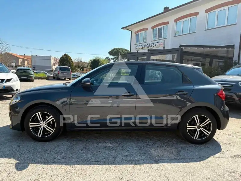 2022 Audi A1