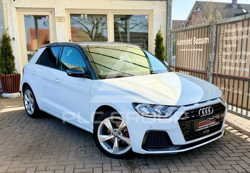 2022 Audi A1
