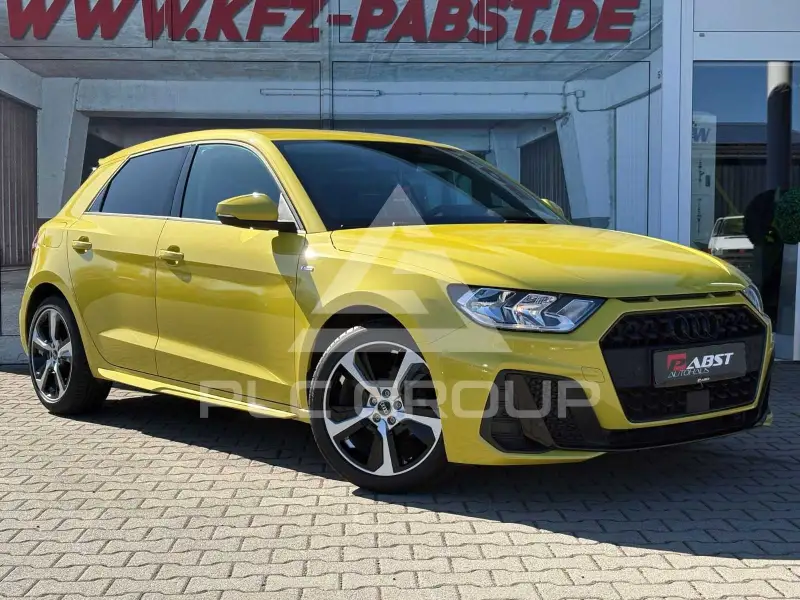 2022 Audi A1