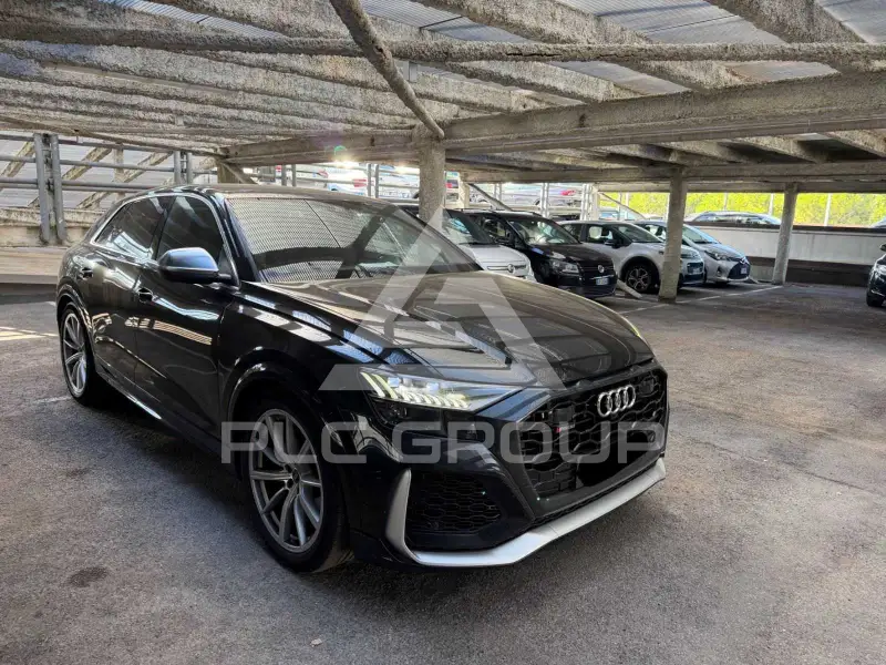 2022 Audi RSQ8