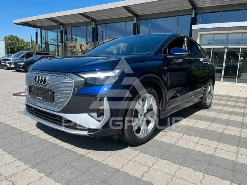 2022 Audi Q4