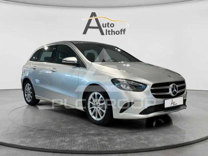 2022 Mercedes Benz B 200