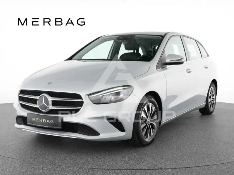 2022 Mercedes Benz B 200