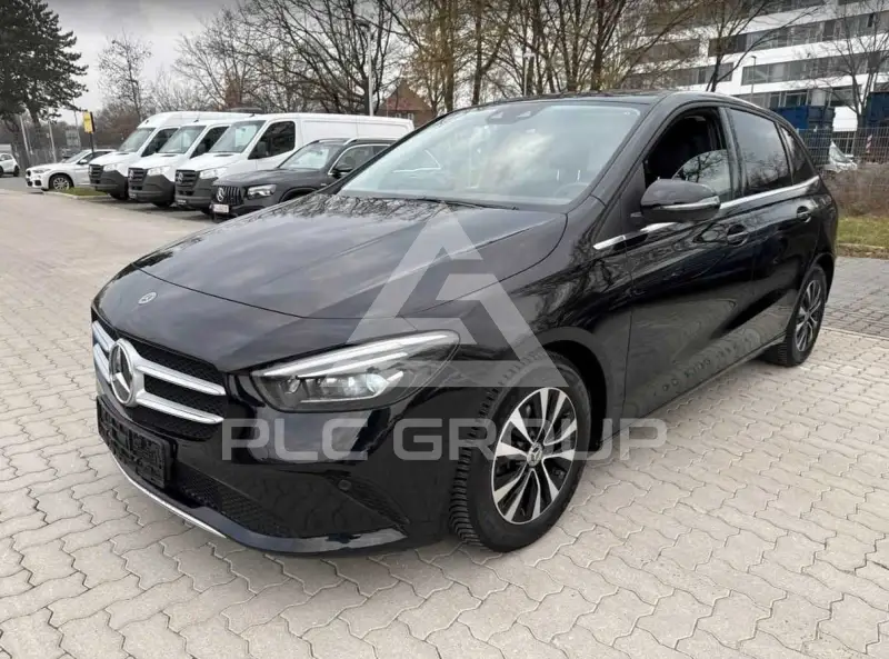 2022 Mercedes Benz B 200