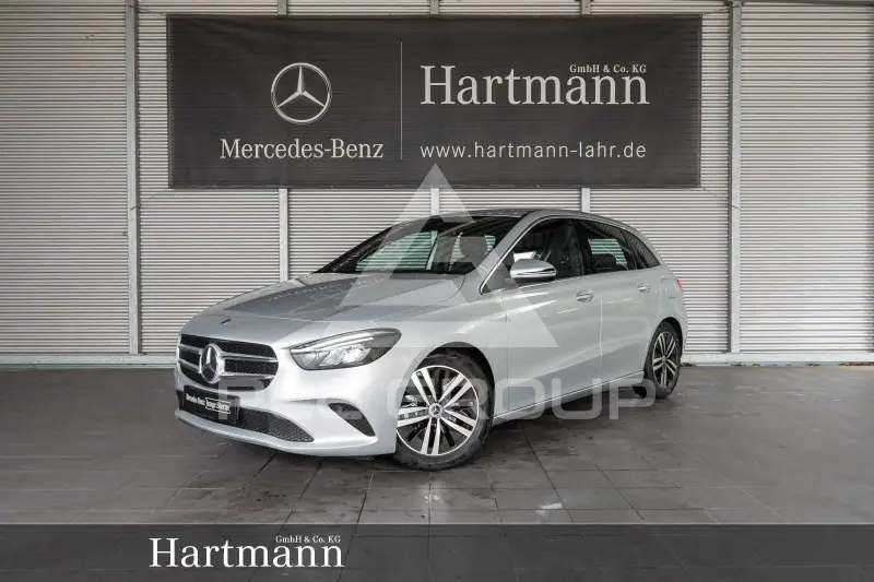 2022 Mercedes Benz B 200