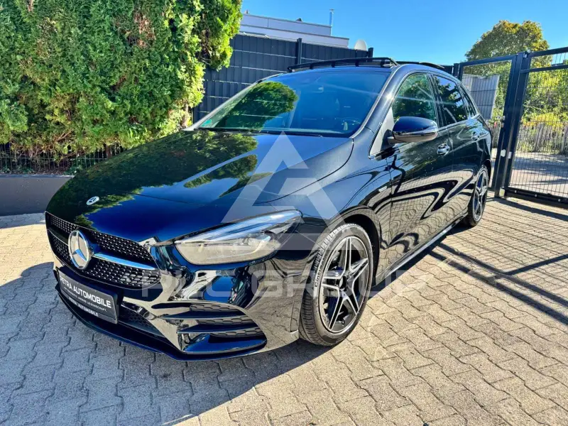 2022 Mercedes Benz B 200