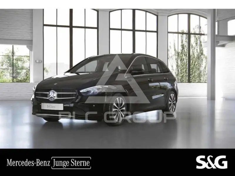 2022 Mercedes Benz B 200