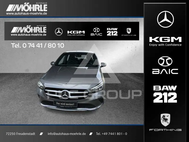 2022 Mercedes Benz B 200