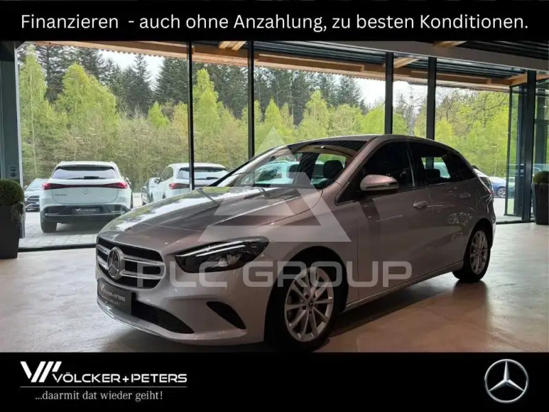2022 Mercedes Benz B 200