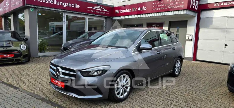 2022 Mercedes Benz B 200
