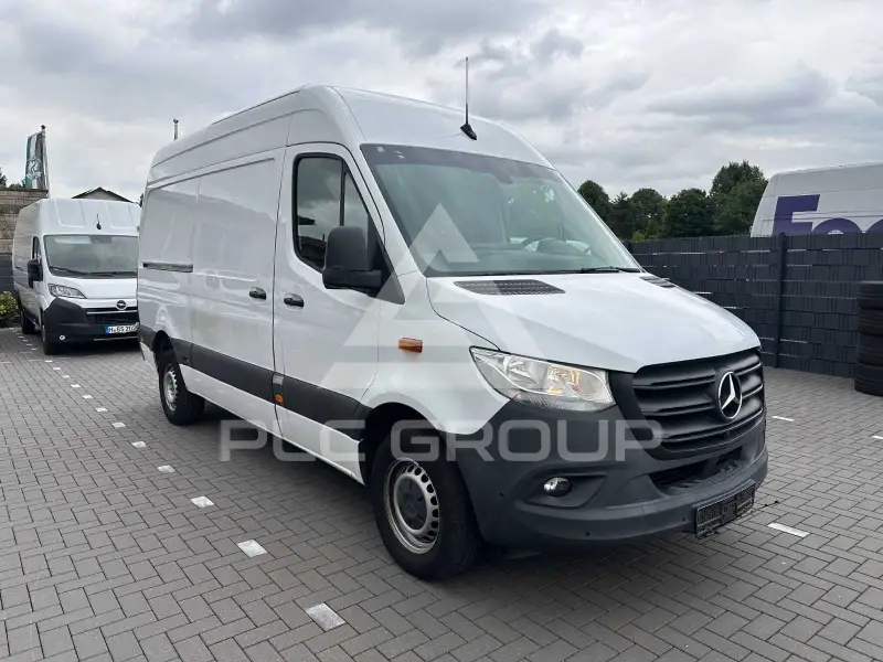 2022 Mercedes Benz Sprinter