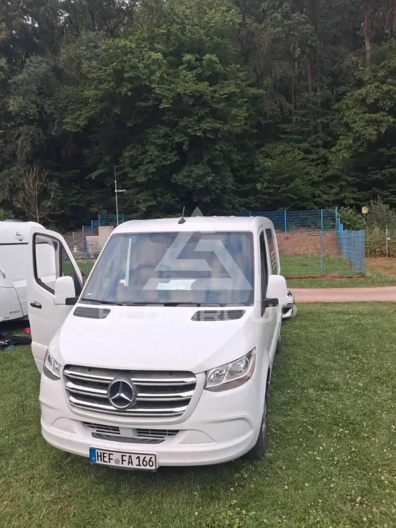 2022 Mercedes Benz Sprinter