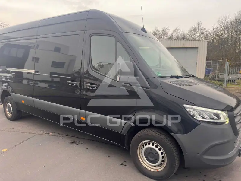 2022 Mercedes Benz Sprinter