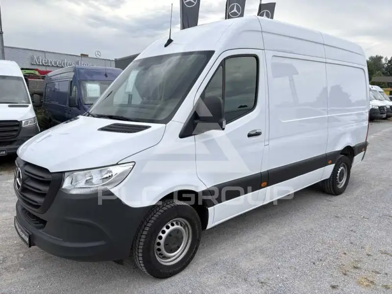 2022 Mercedes Benz Sprinter