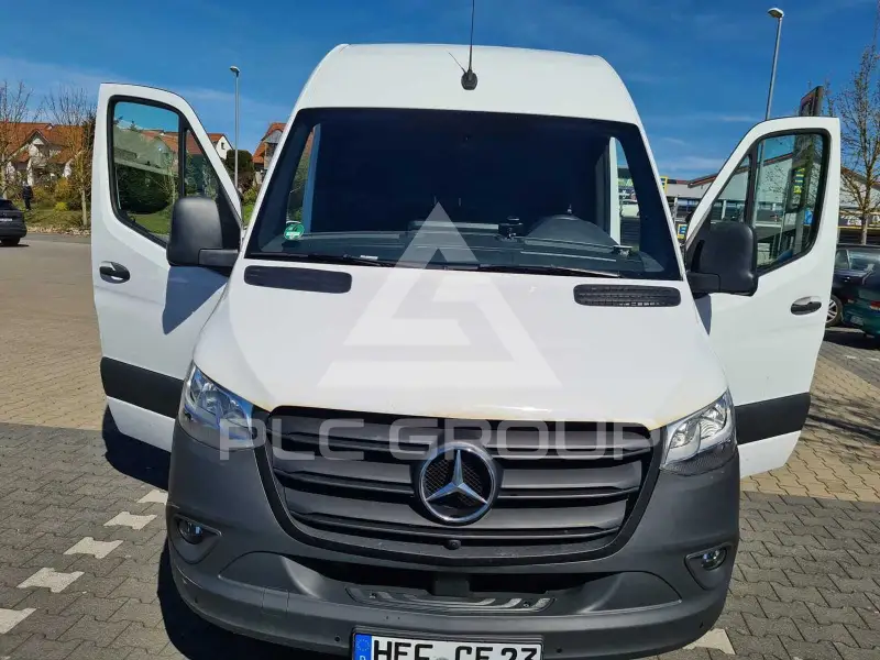 2022 Mercedes Benz Sprinter