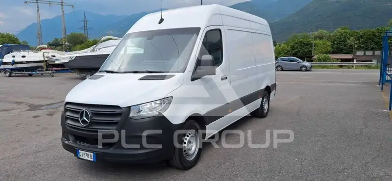 2022 Mercedes Benz Sprinter