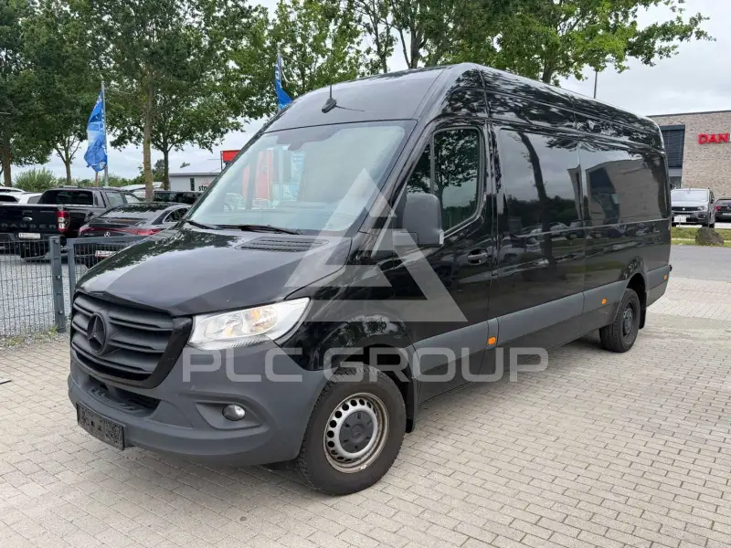 2022 Mercedes Benz Sprinter