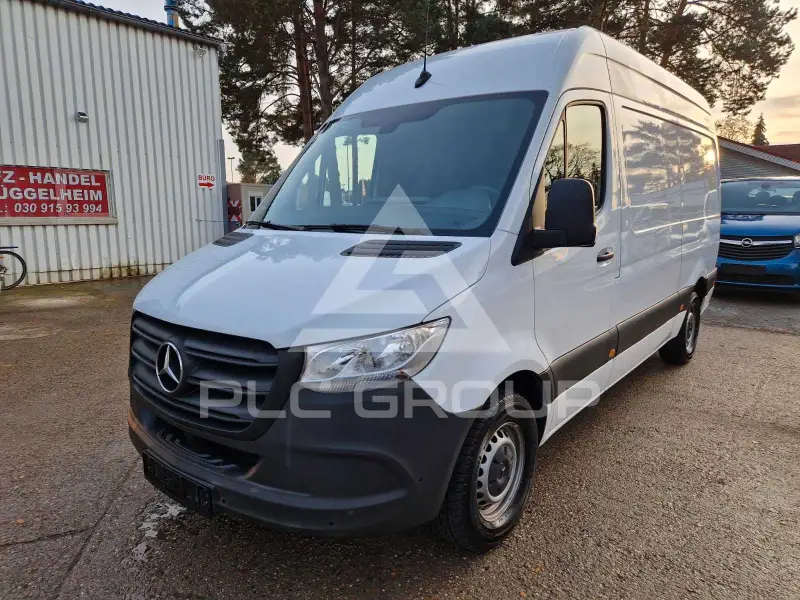 2022 Mercedes Benz Sprinter
